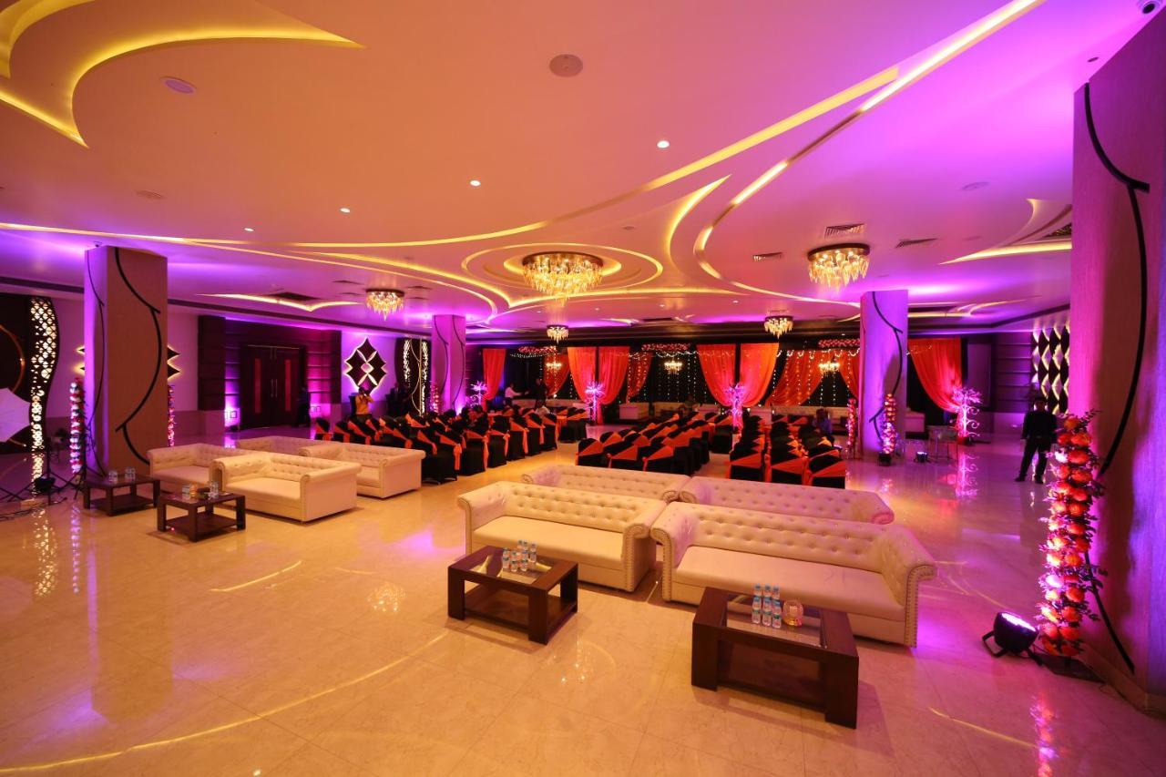 Hotel Prince Viraj Jabalpur Buitenkant foto