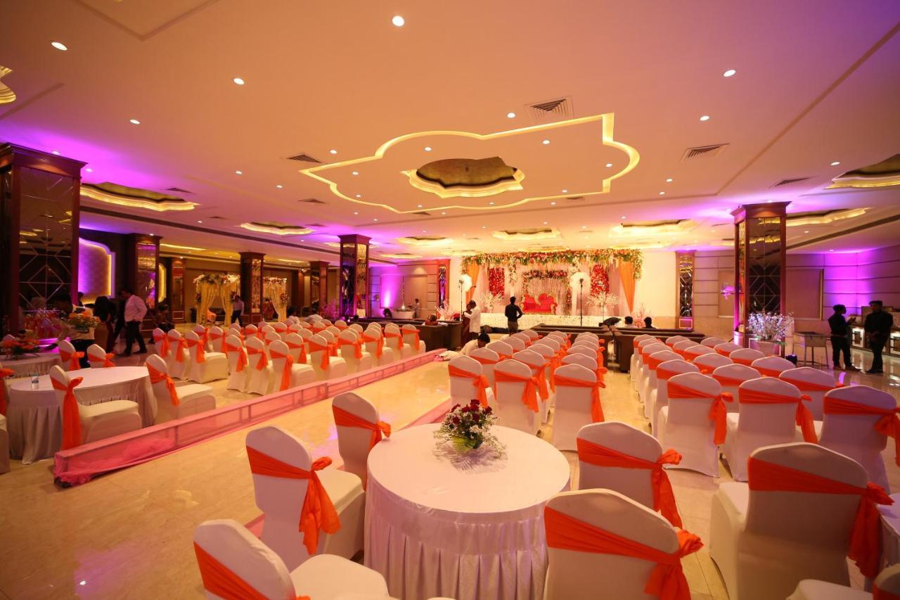 Hotel Prince Viraj Jabalpur Buitenkant foto