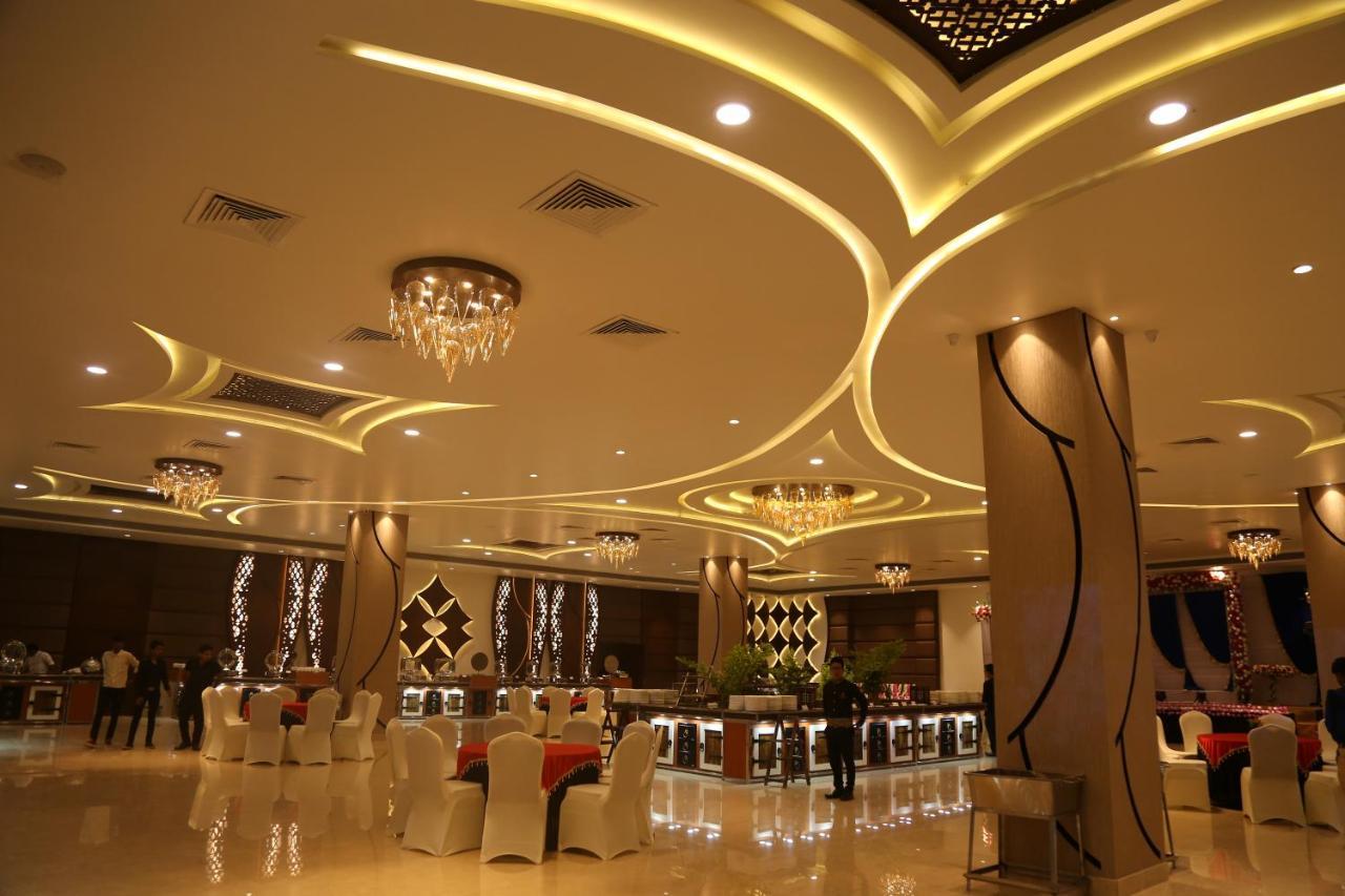 Hotel Prince Viraj Jabalpur Buitenkant foto