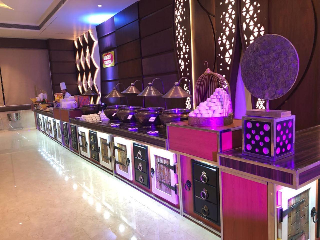 Hotel Prince Viraj Jabalpur Buitenkant foto